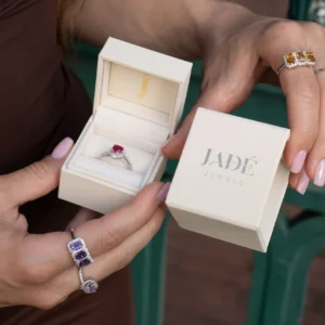 Anello Lady Diana oro 18 kt diamanti e pietra preziosa - immagine 10