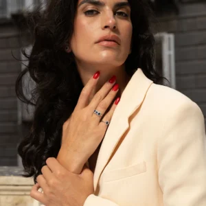 Anello trilogy Vittoria oro 18 kt con diamanti e pietre preziose - immagine 8